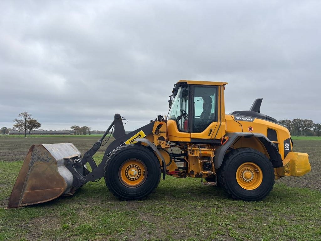Volvo L 90 H (On Transport)  - Wheel loader: gambar 2 Volvo L 90 H (On Transport)  - Wheel loader: gambar 2