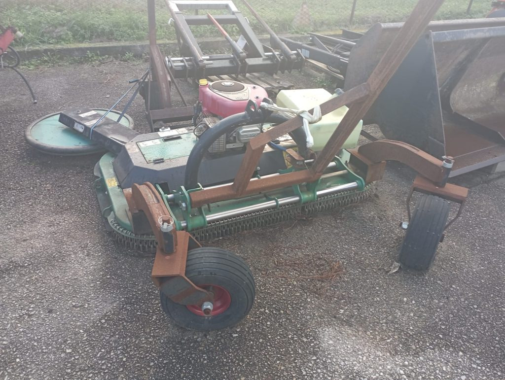 Falciatrice da recinzione GEO GB 150 H - Mesin pemotong padang rumput: gambar 1 Falciatrice da recinzione GEO GB 150 H - Mesin pemotong padang rumput: gambar 1