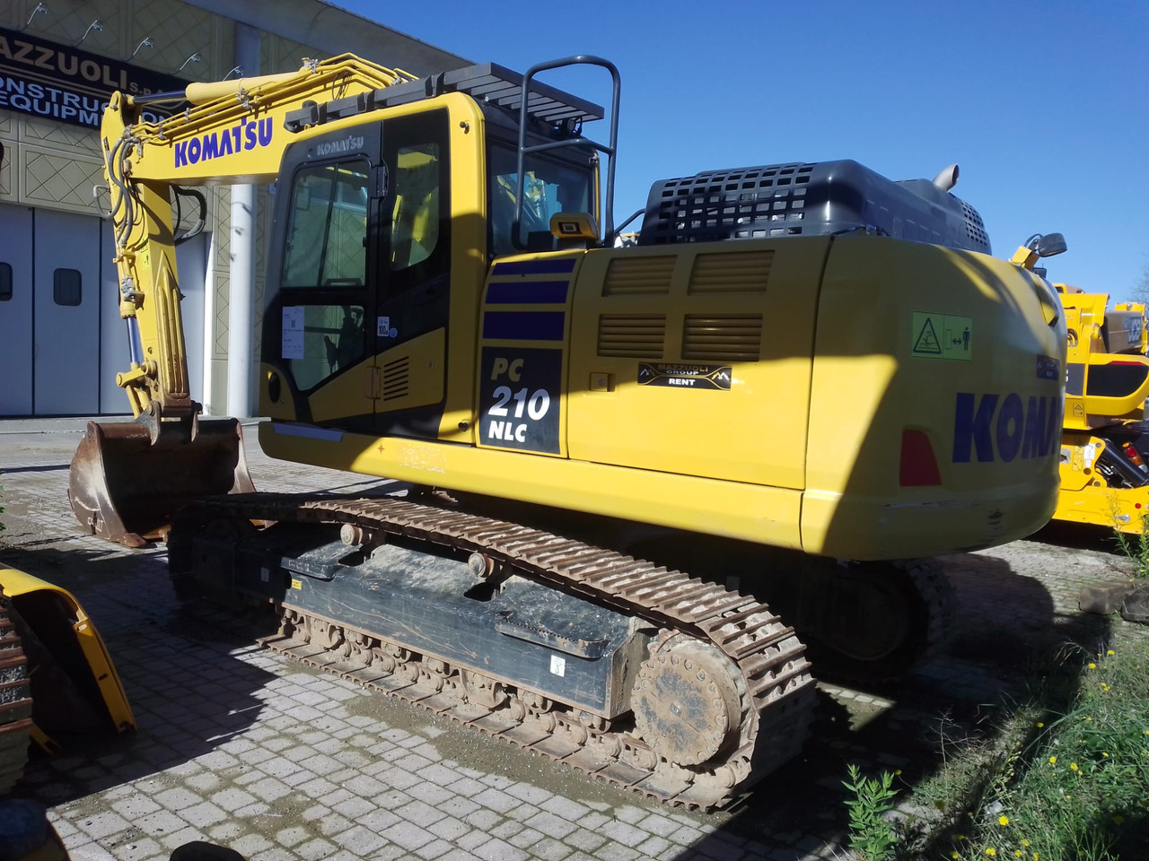 KOMATSU PC210 NLC-11 - Ekskavator: gambar 4 KOMATSU PC210 NLC-11 - Ekskavator: gambar 4