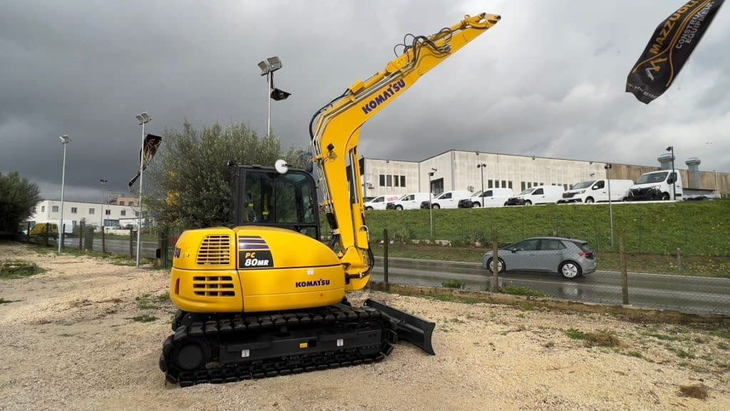 Komatsu PC80 MR-5 - Ekskavator mini: gambar 4 Komatsu PC80 MR-5 - Ekskavator mini: gambar 4