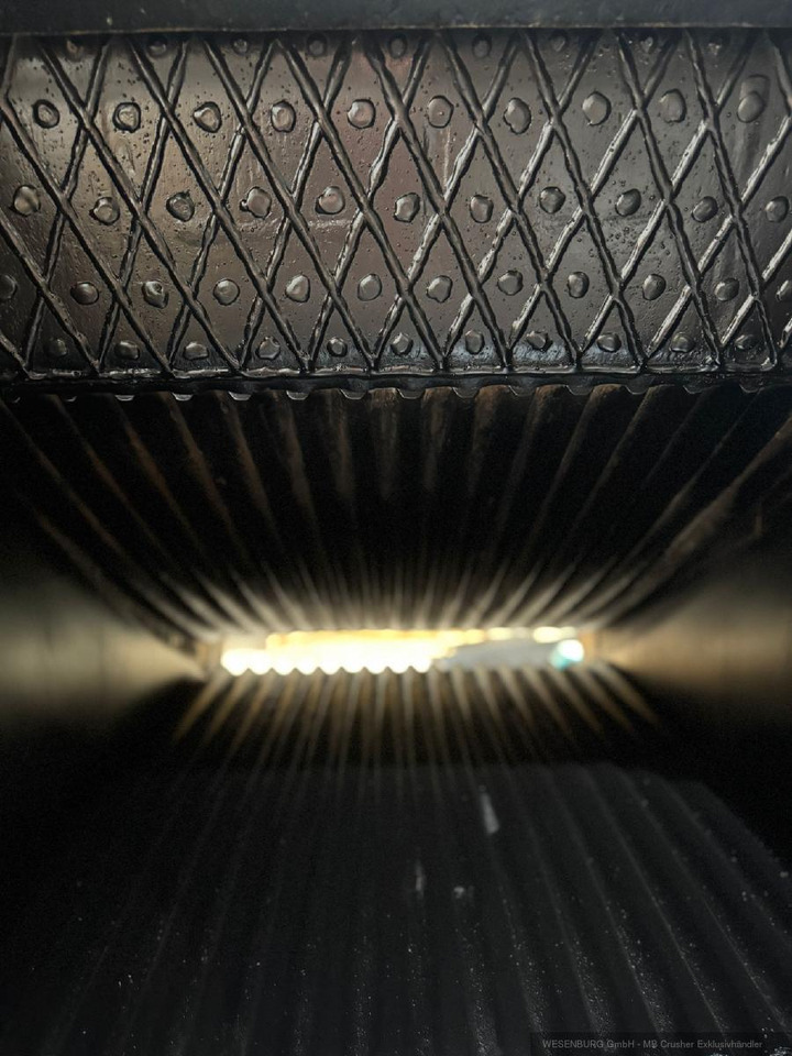 MB Crusher Brecherlöffel BF70.2 S4 komplett überholt - Peralatan lainnya: gambar 3 MB Crusher Brecherlöffel BF70.2 S4 komplett überholt - Peralatan lainnya: gambar 3