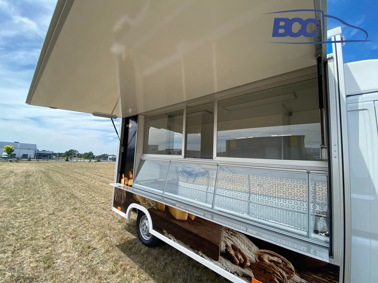 BCC POLSKA - FOOD TRUCK - SAMOCHÓD DO SPRZEDAŻY SERÓW, FOOD TRUCK Z NABIAŁEM, AUTO SKLEP - PEUGEOT BOXER - Truk penjual: gambar 5 BCC POLSKA - FOOD TRUCK - SAMOCHÓD DO SPRZEDAŻY SERÓW, FOOD TRUCK Z NABIAŁEM, AUTO SKLEP - PEUGEOT BOXER - Truk penjual: gambar 5