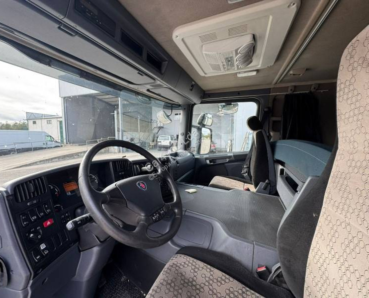 Truk pengangkut mobil Scania P 450: gambar 21
