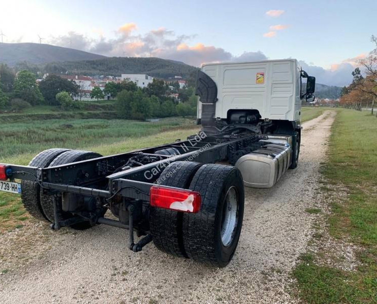 Volvo FM 460 - Truk sasis: gambar 4 Volvo FM 460 - Truk sasis: gambar 4