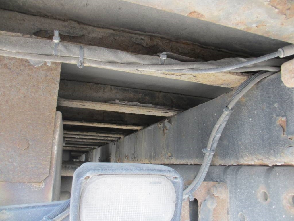 Truk flatbed MAN 33.480 8x4 rahtilavalla,jatkoperä: gambar 6