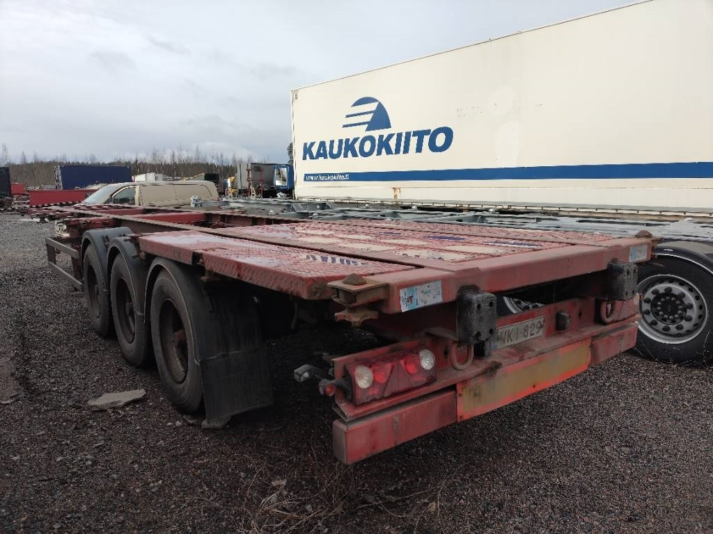 Närko Suora konttiraami, purkutaso - Semi-trailer pengangkut mobil: gambar 1 Närko Suora konttiraami, purkutaso - Semi-trailer pengangkut mobil: gambar 1