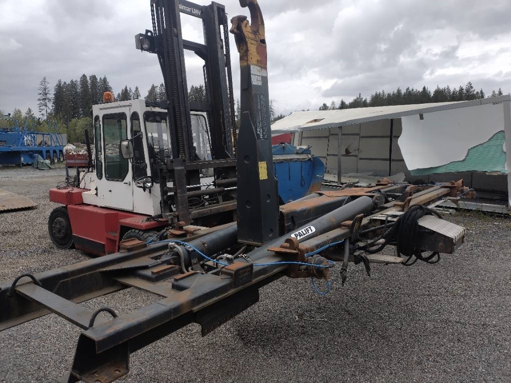 Palift Koukkulaite 18tn 5,90m - Hooklift/ Lewati sistem loader: gambar 4 Palift Koukkulaite 18tn 5,90m - Hooklift/ Lewati sistem loader: gambar 4