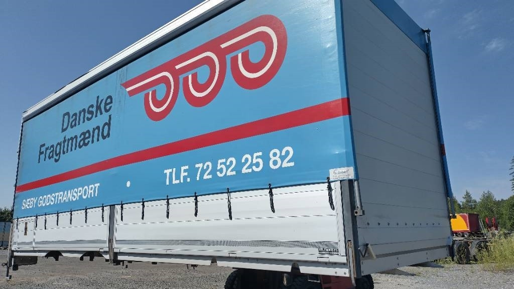 Rahtilava Kapelli tai avo - Bodi flatbed: gambar 1 Rahtilava Kapelli tai avo - Bodi flatbed: gambar 1