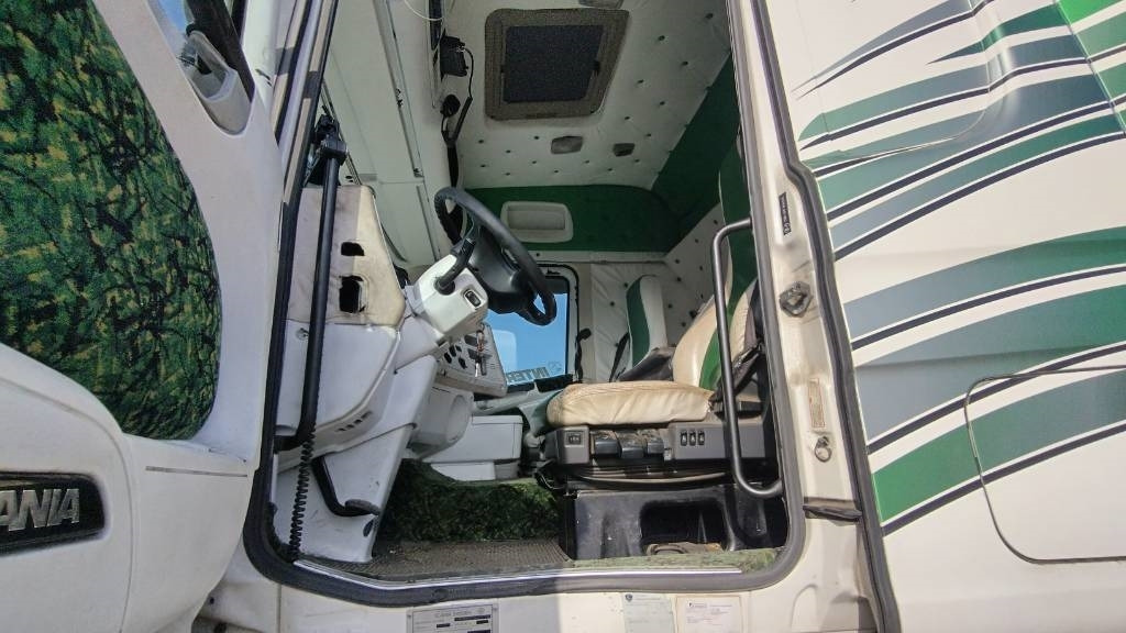 Scania R500 8x4 ilmajousi alusta - Truk sasis: gambar 4 Scania R500 8x4 ilmajousi alusta - Truk sasis: gambar 4
