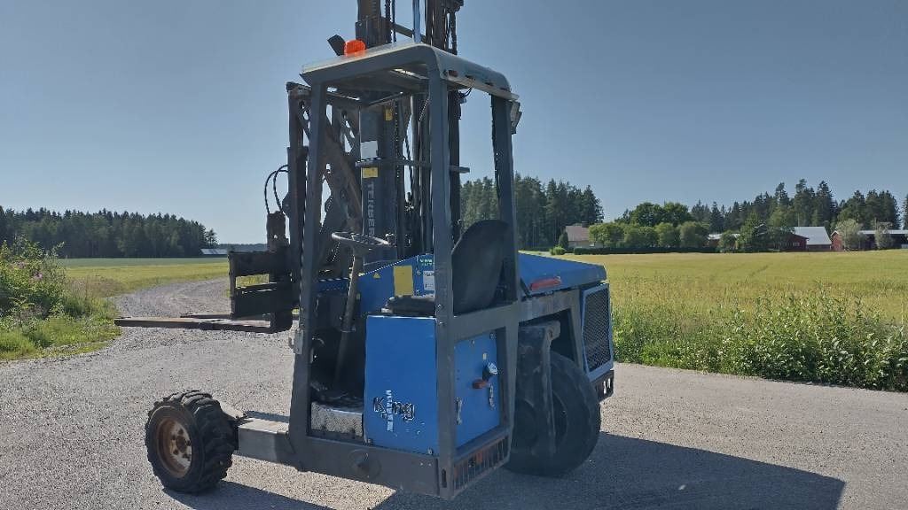 Terberg Kinglifter perätrukki - Forklift yang dipasang di truk: gambar 1 Terberg Kinglifter perätrukki - Forklift yang dipasang di truk: gambar 1