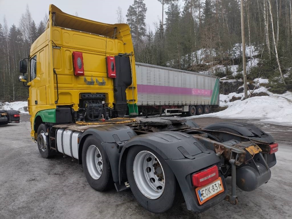 DAF XF440 Euro6 6x2 , hydrauliikka - Tractor head: gambar 4 DAF XF440 Euro6 6x2 , hydrauliikka - Tractor head: gambar 4