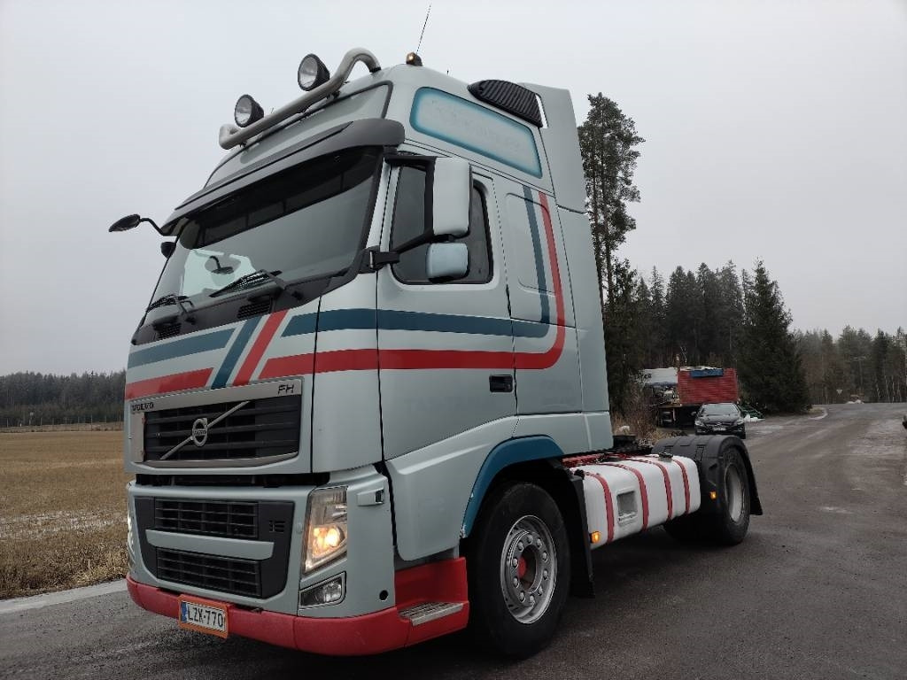 Volvo FH13 460 euro5 veturi täysilmaj. - Tractor head: gambar 1 Volvo FH13 460 euro5 veturi täysilmaj. - Tractor head: gambar 1