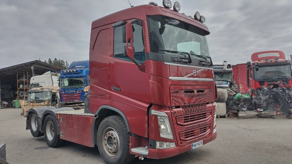 Volvo FH13 6x4 nouseva teliveto, HYDR!! - Tractor head: gambar 2 Volvo FH13 6x4 nouseva teliveto, HYDR!! - Tractor head: gambar 2