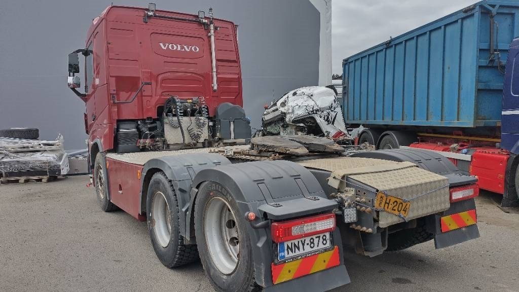 Volvo FH13 6x4 nouseva teliveto, HYDR!! - Tractor head: gambar 5 Volvo FH13 6x4 nouseva teliveto, HYDR!! - Tractor head: gambar 5