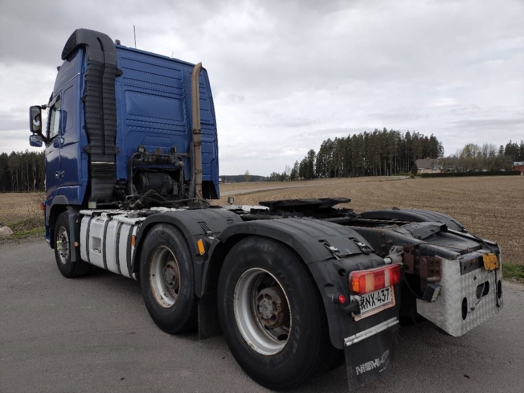 Volvo FH16 580 6x4 veturi, hydrauliikka - Tractor head: gambar 4 Volvo FH16 580 6x4 veturi, hydrauliikka - Tractor head: gambar 4