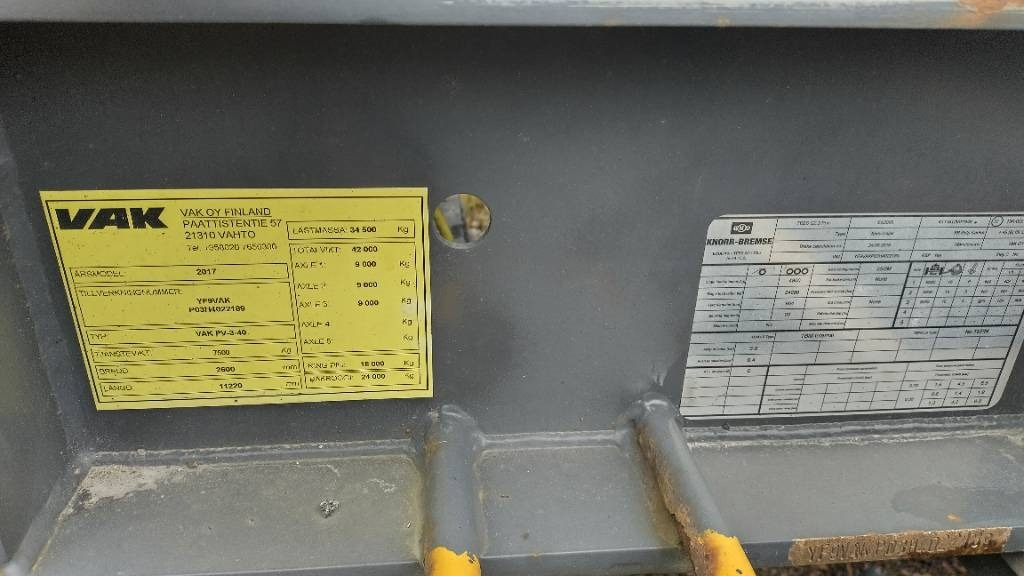 VAK V-Slider pressulinkki  - Semi-trailer dengan terpal samping: gambar 5 VAK V-Slider pressulinkki  - Semi-trailer dengan terpal samping: gambar 5