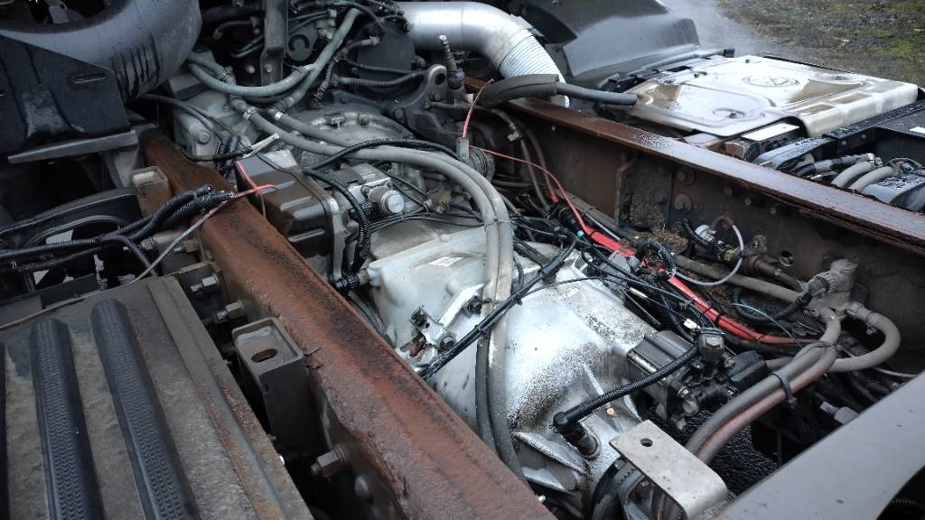 Volvo FH13 6x2 alusta, manuaalivaihteisto - Truk sasis: gambar 5 Volvo FH13 6x2 alusta, manuaalivaihteisto - Truk sasis: gambar 5