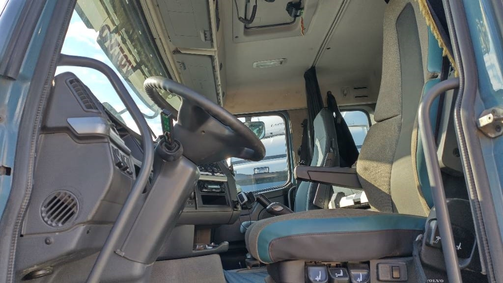 Leasing Volvo FH13 8x4 autom.kasettilava Volvo FH13 8x4 autom.kasettilava: gambar 8 Leasing Volvo FH13 8x4 autom.kasettilava Volvo FH13 8x4 autom.kasettilava: gambar 8