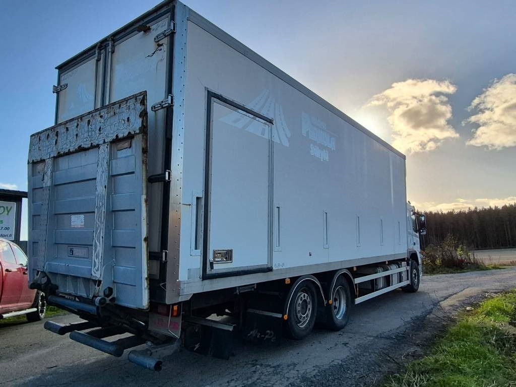 Volvo FM D11 450 6x2 umpikori+pl-nostin - Truk box: gambar 4 Volvo FM D11 450 6x2 umpikori+pl-nostin - Truk box: gambar 4