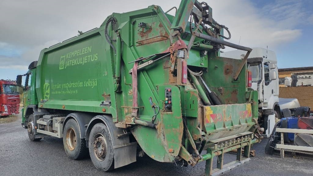 Volvo FM330 6x2 Norba pakkaaja,molokki nostin, manuaali  - Truk sampah: gambar 5 Volvo FM330 6x2 Norba pakkaaja,molokki nostin, manuaali  - Truk sampah: gambar 5