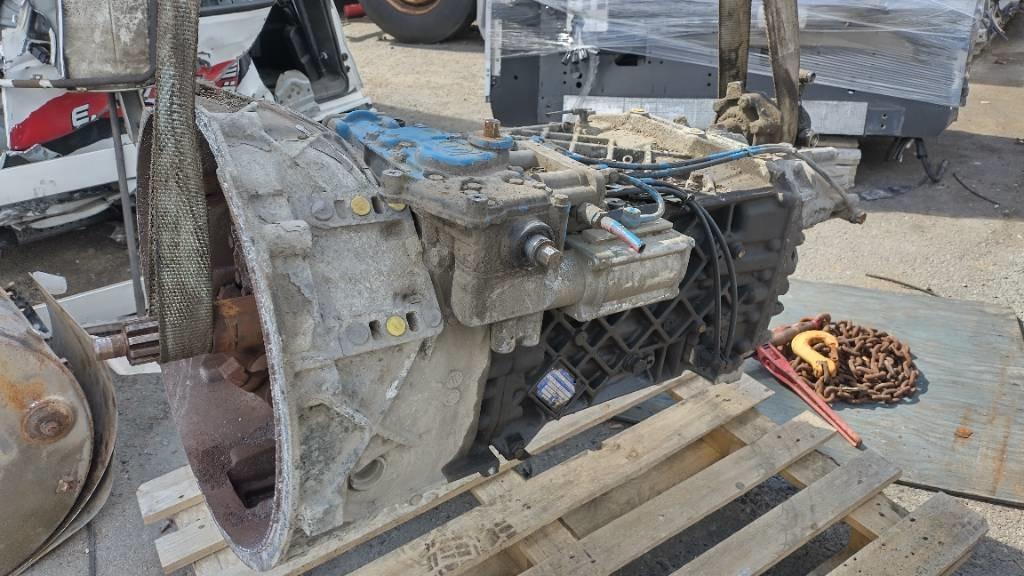 ZF 16s1920 TD vaihteisto - Gearbox untuk Truk: gambar 2 ZF 16s1920 TD vaihteisto - Gearbox untuk Truk: gambar 2