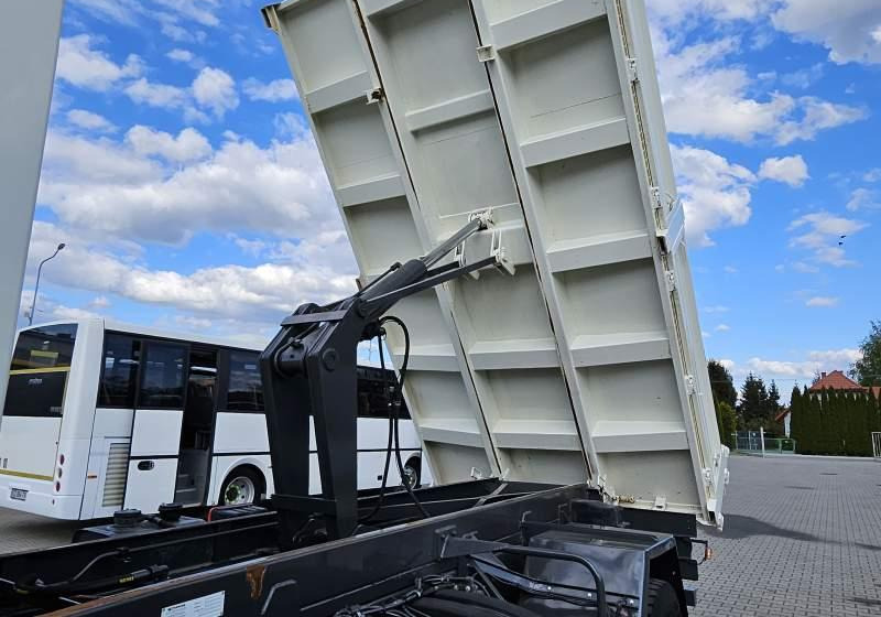 DAF LF 55.220 / SPROWADZONY Z FRANCJI / 119 000 KM - Truk jungkit: gambar 4 DAF LF 55.220 / SPROWADZONY Z FRANCJI / 119 000 KM - Truk jungkit: gambar 4