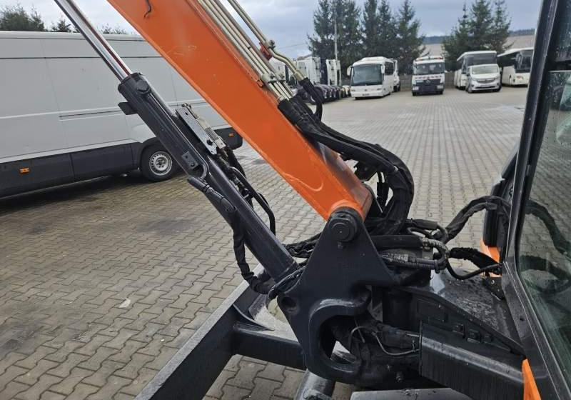 Hitachi ZX48U-5A CLR / 3 ŁYŻKI / SPROWADZONA / 2 300 MTH - Ekskavator perayap: gambar 5 Hitachi ZX48U-5A CLR / 3 ŁYŻKI / SPROWADZONA / 2 300 MTH - Ekskavator perayap: gambar 5