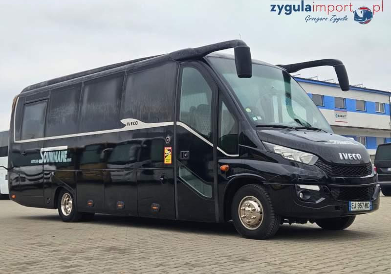 Iveco 70C17 ERENER / SPROWADZONY / PANORAMA / USB - Bus pariwisata: gambar 1 Iveco 70C17 ERENER / SPROWADZONY / PANORAMA / USB - Bus pariwisata: gambar 1
