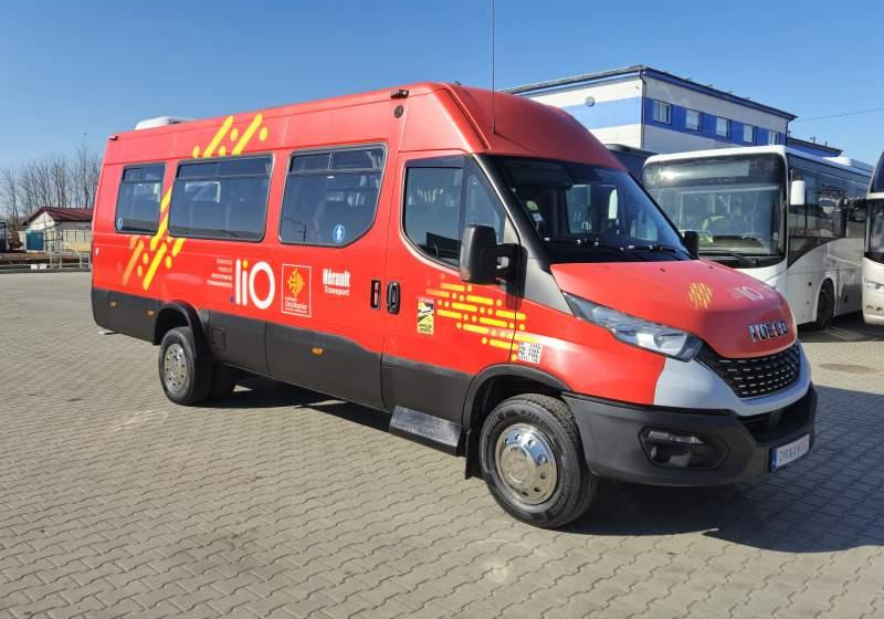Iveco DAILY 65C18/SPROWADZONE/23 MIEJSCA/KLIM/WINDA - Bus mini, Van penumpang: gambar 2 Iveco DAILY 65C18/SPROWADZONE/23 MIEJSCA/KLIM/WINDA - Bus mini, Van penumpang: gambar 2