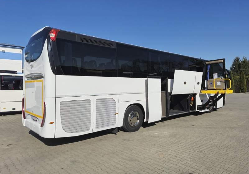 Iveco MAGELYS / SPROWADZONY / WINDA / EURO 6 - Bus pariwisata: gambar 3 Iveco MAGELYS / SPROWADZONY / WINDA / EURO 6 - Bus pariwisata: gambar 3