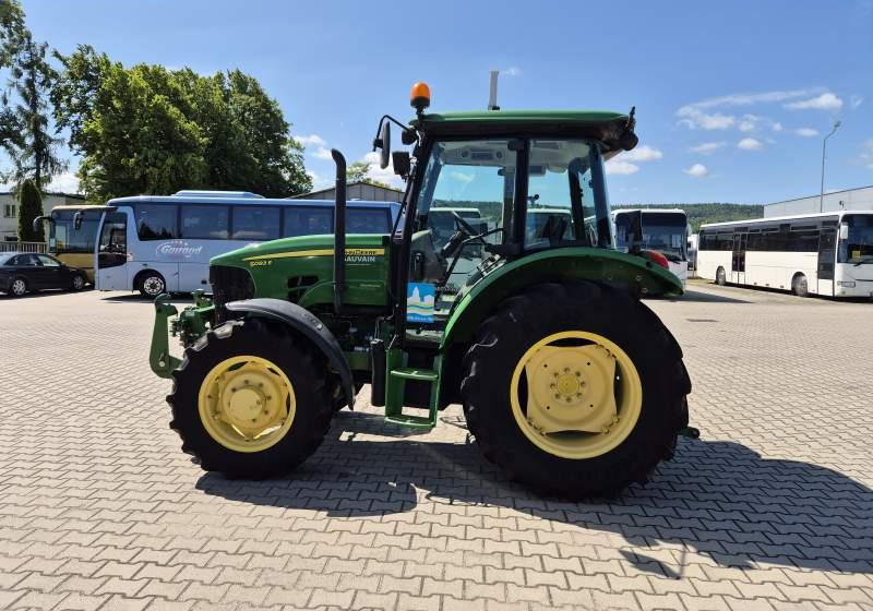 JonDeere 5083 E / SPROWADZONY / 1734 MTH / KLIMATYZACJA - Traktor: gambar 5 JonDeere 5083 E / SPROWADZONY / 1734 MTH / KLIMATYZACJA - Traktor: gambar 5