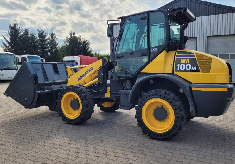 Komatsu WA1 100M / SPROWADZONA Z FRANCJI/ 6 300 MTH - Wheel loader: gambar 3 Komatsu WA1 100M / SPROWADZONA Z FRANCJI/ 6 300 MTH - Wheel loader: gambar 3