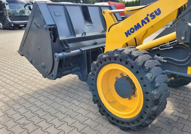 Komatsu WA1 100M / SPROWADZONA Z FRANCJI/ 6 300 MTH - Wheel loader: gambar 4 Komatsu WA1 100M / SPROWADZONA Z FRANCJI/ 6 300 MTH - Wheel loader: gambar 4
