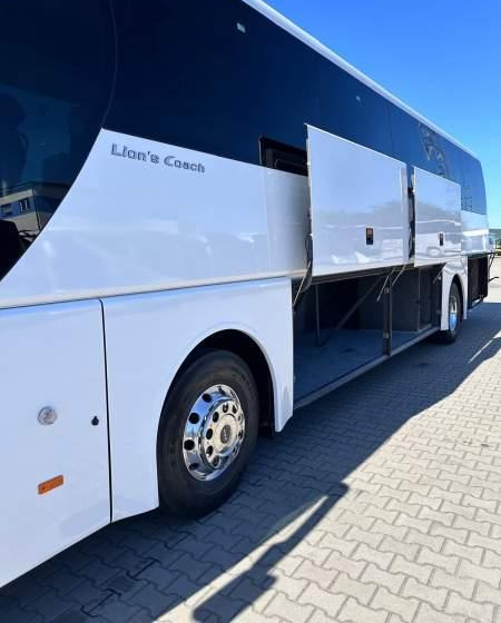 Bus pariwisata MAN LION'S COACH/ SPROWADZONY / 55 MIEJSC/ EURO 6: gambar 16