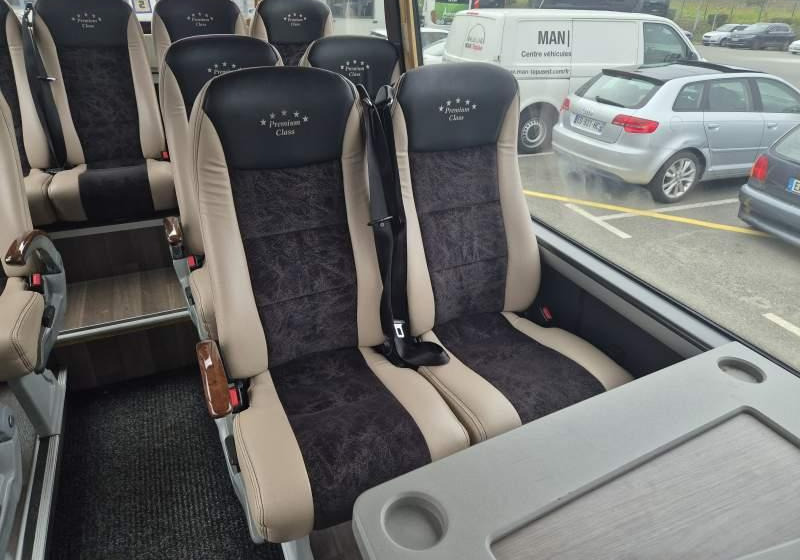 Mercedes-Benz 519 BLUETEC SPICA / MOTOR 3.0 / 21 MIEJSC - Bus pariwisata: gambar 5 Mercedes-Benz 519 BLUETEC SPICA / MOTOR 3.0 / 21 MIEJSC - Bus pariwisata: gambar 5