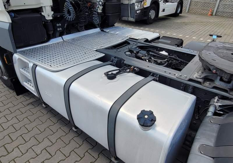 DAF XF510 SPACE CAB / SPROWADZONY / MANUAL / RETARDER - Tractor head: gambar 3 DAF XF510 SPACE CAB / SPROWADZONY / MANUAL / RETARDER - Tractor head: gambar 3
