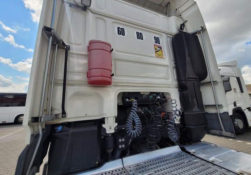 DAF XF510 SPACE CAB / SPROWADZONY / MANUAL / RETARDER - Tractor head: gambar 4 DAF XF510 SPACE CAB / SPROWADZONY / MANUAL / RETARDER - Tractor head: gambar 4
