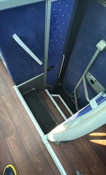 VanHool TX15 ACRON/ SPROWADZONY / MANUAL / EEV - Bus pariwisata: gambar 5 VanHool TX15 ACRON/ SPROWADZONY / MANUAL / EEV - Bus pariwisata: gambar 5
