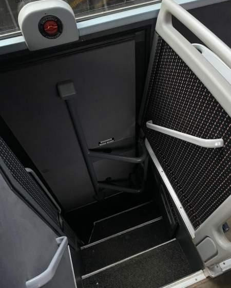 VanHool TX16 ALICRON/ SPROWADZONY / 378 000 KM / MANUAL - Bus pariwisata: gambar 3 VanHool TX16 ALICRON/ SPROWADZONY / 378 000 KM / MANUAL - Bus pariwisata: gambar 3