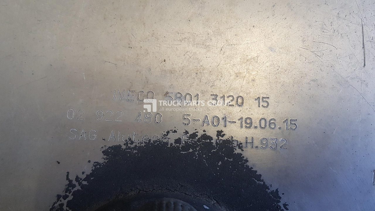 IVECO IVECO STRALIS EURO6 emission fuel tanks, reservoirs with mountings brackets 700l + 480l left + right fuel tanks set 5801312015, 41042847 - Tangki bahan bakar untuk Truk: gambar 3 IVECO IVECO STRALIS EURO6 emission fuel tanks, reservoirs with mountings brackets 700l + 480l left + right fuel tanks set 5801312015, 41042847 - Tangki bahan bakar untuk Truk: gambar 3