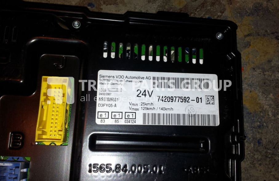 RENAULT Premium DXI EURO 3, EUR 4, EURO 5 emission, instrument panel, in dashboard - Dasbor untuk Truk: gambar 2 RENAULT Premium DXI EURO 3, EUR 4, EURO 5 emission, instrument panel, in dashboard - Dasbor untuk Truk: gambar 2