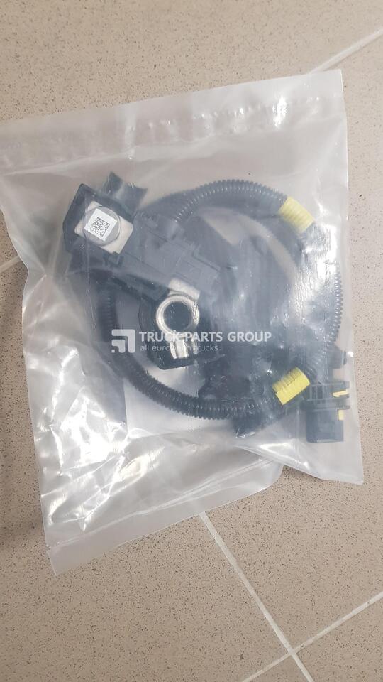 RENAULT RENAULT T series, T RANGE GAMA EURO 6, 7423937504, 23242412, batteries sensor, batteries connection control unit - Baterai untuk Truk: gambar 1 RENAULT RENAULT T series, T RANGE GAMA EURO 6, 7423937504, 23242412, batteries sensor, batteries connection control unit - Baterai untuk Truk: gambar 1