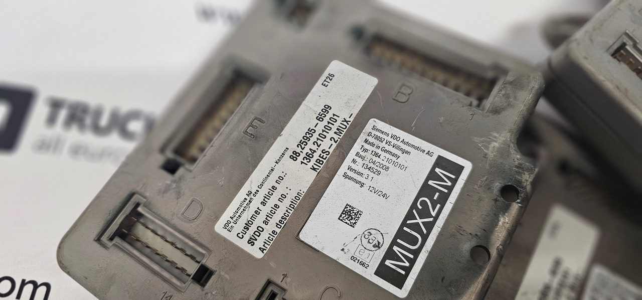 SCANIA SCANIA T, P, G, R, L, S, MUX2-M control unit, MUX2 - M, Ecu Scania F K N-Series Coach Trucks, SOLARIS, NOS Continental Automotive Multiplex Node MUX2-B D-78052, Multiplex MUX2-M VDO Siemens Truck Coac - ECU untuk Truk: gambar 3 SCANIA SCANIA T, P, G, R, L, S, MUX2-M control unit, MUX2 - M, Ecu Scania F K N-Series Coach Trucks, SOLARIS, NOS Continental Automotive Multiplex Node MUX2-B D-78052, Multiplex MUX2-M VDO Siemens Truck Coac - ECU untuk Truk: gambar 3