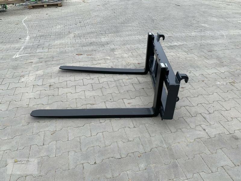 Vemac Palettengabel 2000kg 2to Euro Ballenspiess Traktor Frontlader NEU - Garpu rumput untuk Traktor: gambar 2 Vemac Palettengabel 2000kg 2to Euro Ballenspiess Traktor Frontlader NEU - Garpu rumput untuk Traktor: gambar 2