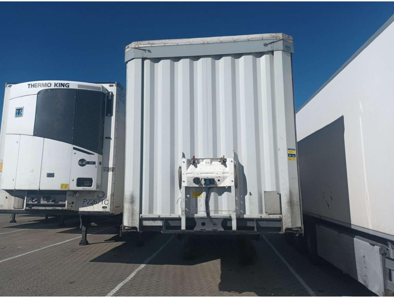 2018 Krone SDP Profi Liner Standard Lifting Axle - Semi-trailer dengan terpal samping: gambar 1 2018 Krone SDP Profi Liner Standard Lifting Axle - Semi-trailer dengan terpal samping: gambar 1