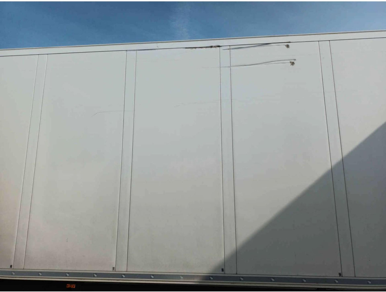 2018 Schmitz Cargobull SKO Double Deck FP 45 ThermoKing SLXi 300 Lifting Axle - Semi-trailer berpendingin: gambar 2 2018 Schmitz Cargobull SKO Double Deck FP 45 ThermoKing SLXi 300 Lifting Axle - Semi-trailer berpendingin: gambar 2