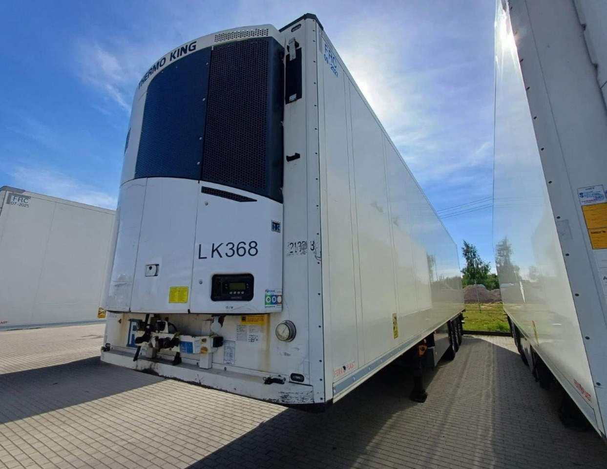 2018 Schmitz Cargobull SKO Double Deck FP 60 ThermoKing SLXi 300 Lifting Axle - Semi-trailer berpendingin: gambar 1 2018 Schmitz Cargobull SKO Double Deck FP 60 ThermoKing SLXi 300 Lifting Axle - Semi-trailer berpendingin: gambar 1