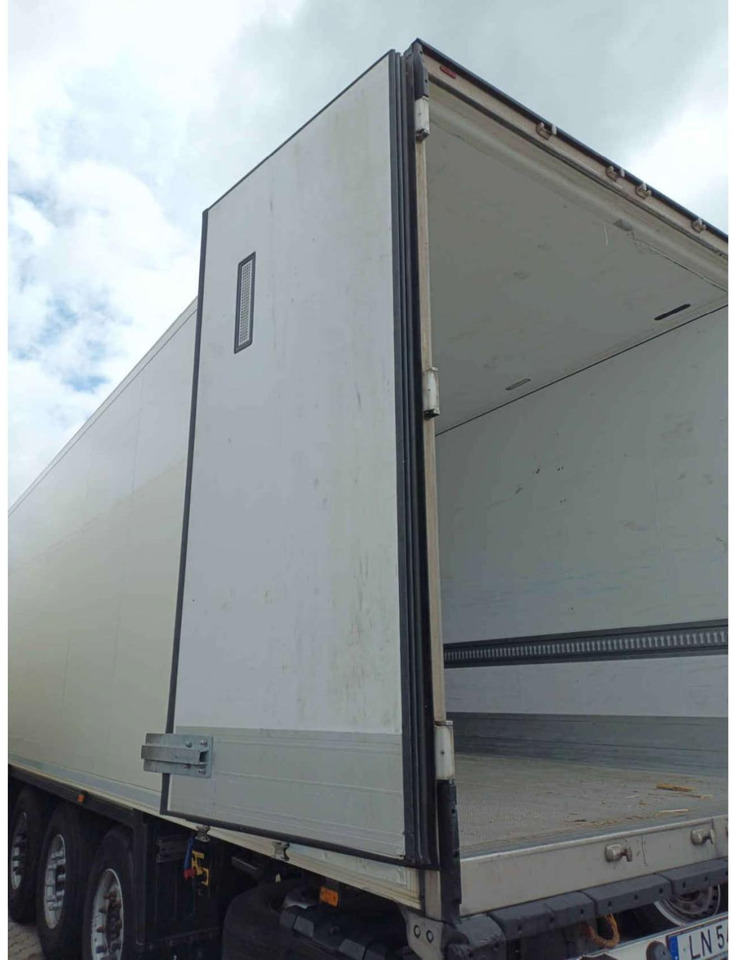 2018 Schmitz Cargobull SKO FP 45 ThermoKing SLXi 300 - Semi-trailer berpendingin: gambar 4 2018 Schmitz Cargobull SKO FP 45 ThermoKing SLXi 300 - Semi-trailer berpendingin: gambar 4