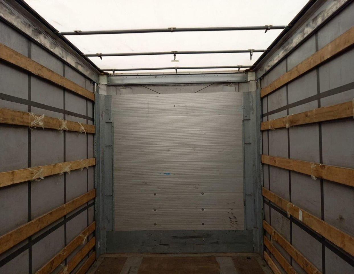 2021 Schmitz Cargobull SCS24/L Varios - Semi-trailer dengan terpal samping: gambar 2 2021 Schmitz Cargobull SCS24/L Varios - Semi-trailer dengan terpal samping: gambar 2
