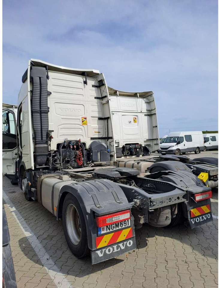2023 Volvo FH 460 Globetrotter XL Varios i-Save - Tractor head: gambar 3 2023 Volvo FH 460 Globetrotter XL Varios i-Save - Tractor head: gambar 3